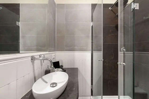 Classic Tek Büyük Yataklı Oda