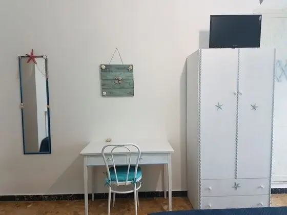 Tek Büyük veya İki Ayrı Yataklı Oda, 1 Yatak Odası