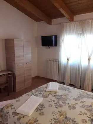 Dört Kişilik Oda, Ortak Banyo