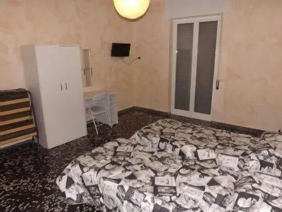 Standard Üç Kişilik Oda, Ortak Banyo