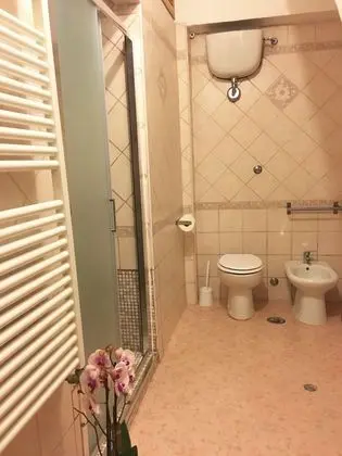 Tek Büyük veya İki Ayrı Yataklı Oda, Özel Banyo (External)