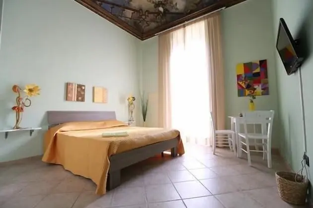 Tek Büyük Yataklı Oda (Private External Bath)