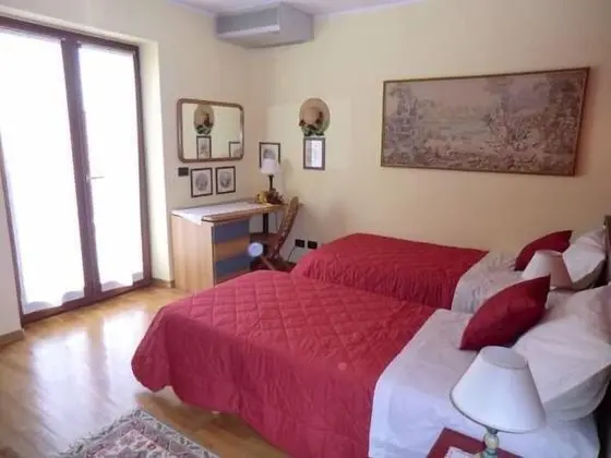 Standard Tek Büyük Yataklı Oda, Bahçe Manzaralı