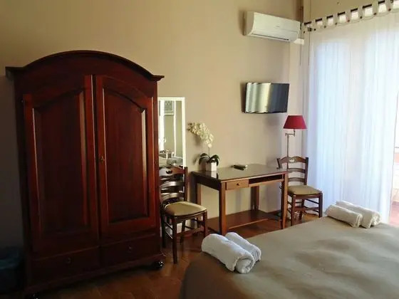 Panoramic Tek Büyük Yataklı Oda