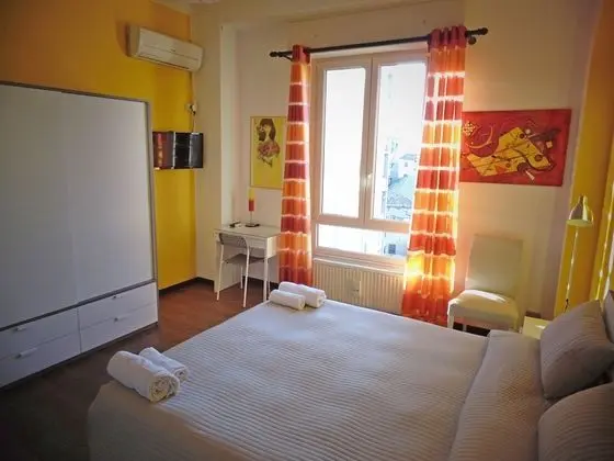 Panoramic Tek Büyük Yataklı Oda