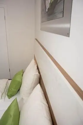Basic Tek Büyük Yataklı Oda