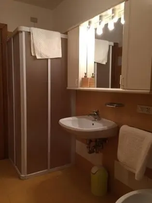 İki Ayrı Yataklı Oda, Özel Banyo (External)