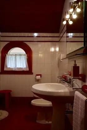 Üç Kişilik Oda, Özel Banyo (External)