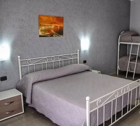 Standard Dört Kişilik Oda