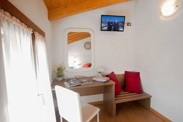 Comfort Tek Büyük veya İki Ayrı Yataklı Oda, Tepe Manzaralı (4A)