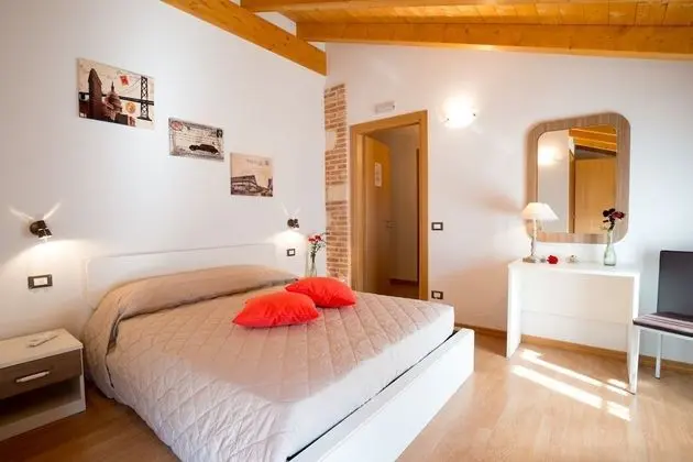 Comfort Tek Büyük Yataklı Oda, Tepe Manzaralı (2A)
