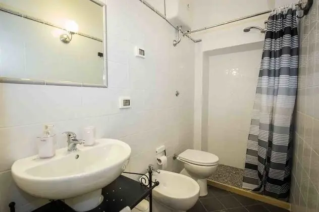 Deluxe Üç Kişilik Oda, 2 Yatak Odası, Özel Banyo, Denize Bakan