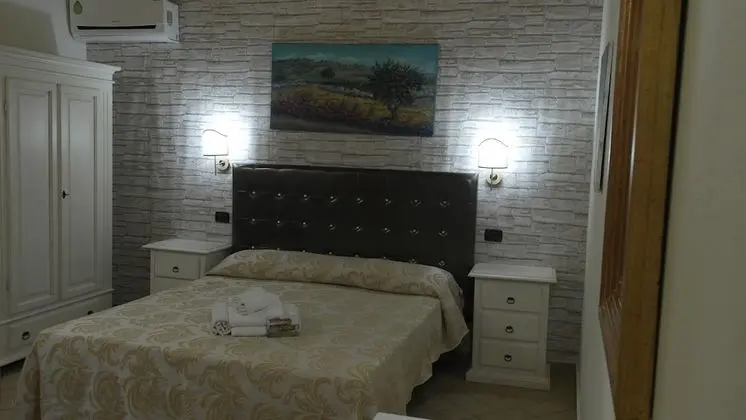 Tek Büyük Yataklı Oda