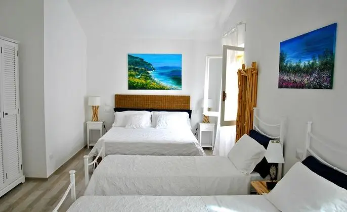 Dört Kişilik Oda, Bahçe Manzaralı