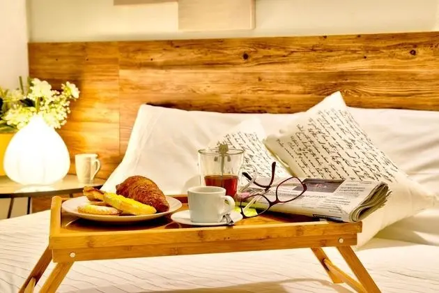 Comfort Tek Büyük veya İki Ayrı Yataklı Oda, Veranda, Zemin Kat