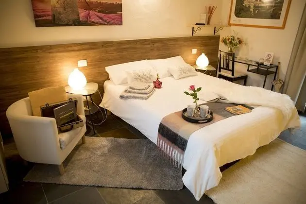 Deluxe Tek Büyük veya İki Ayrı Yataklı Oda, Veranda, Zemin Kat