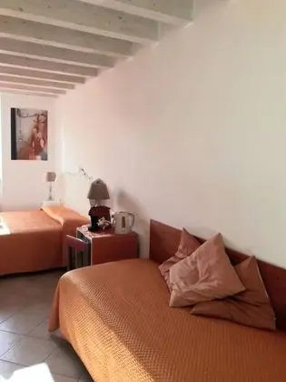 Dört Kişilik Oda, Göl Manzaralı