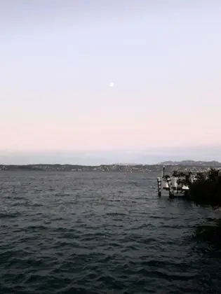 Dört Kişilik Oda, Göl Manzaralı