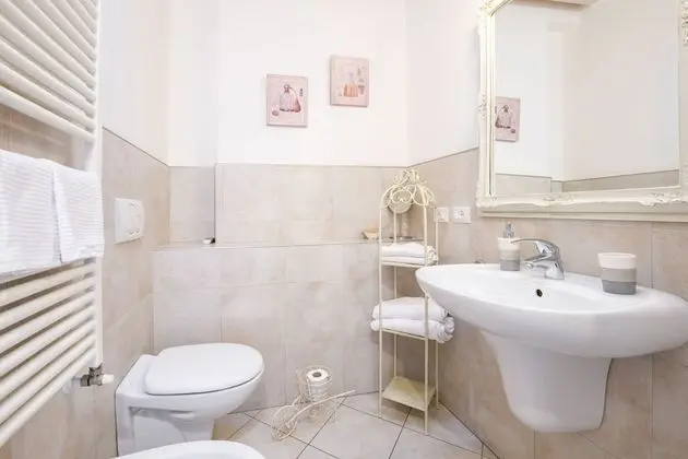 Tek Büyük Yataklı Oda, Balkon