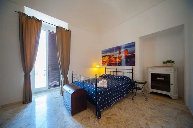 Tek Büyük Yataklı Oda
