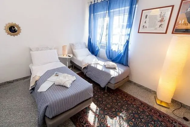 Tek Büyük veya İki Ayrı Yataklı Oda, Özel Banyo (External)