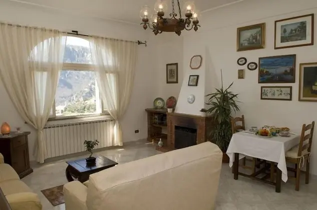 Tek Büyük Yataklı Oda, Balkon, Deniz Manzaralı