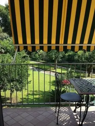 Tek Büyük Yataklı Oda (GREEN)