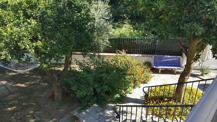 Tek Büyük Yataklı Oda (GREEN)