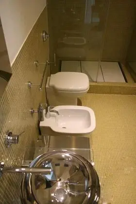 Superior Tek Büyük veya İki Ayrı Yataklı Oda, 1 Çift Kişilik Yatak (Private Bathroom)