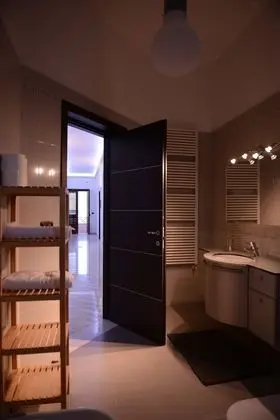 Basic Tek Büyük Yataklı Oda