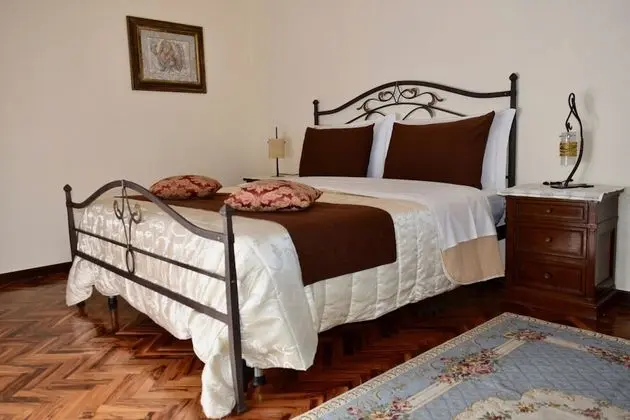 Comfort Tek Büyük Yataklı Oda