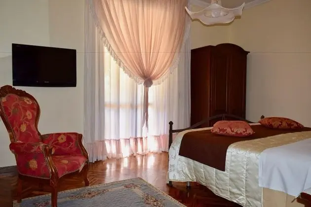 Comfort Tek Büyük Yataklı Oda