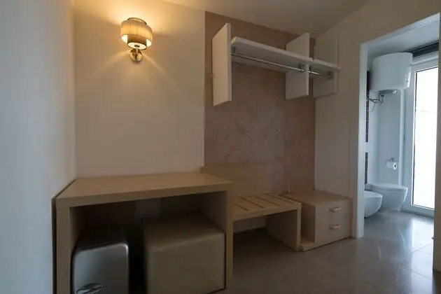Standard Tek Büyük veya İki Ayrı Yataklı Oda