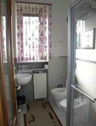 Tek Büyük Yataklı Oda, 1 Büyük (Queen) Boy Yatak, Sigara İçilmez