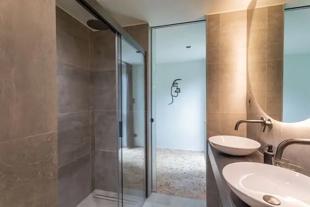 Deluxe Tek Büyük Yataklı Oda (Sinku)