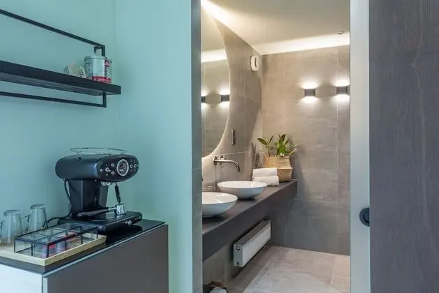 Deluxe Tek Büyük Yataklı Oda (Sinku)