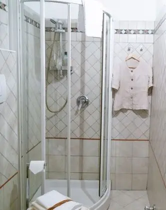 Superior Tek Büyük veya İki Ayrı Yataklı Oda