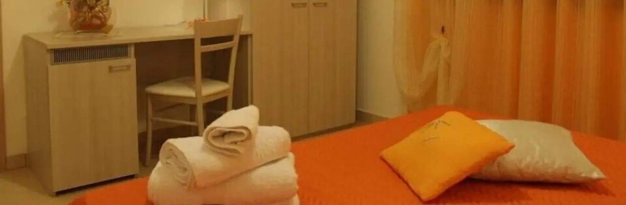 Tek Büyük Yataklı Oda, 1 Büyük (Queen) Boy Yatak