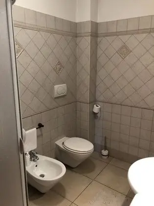 Tek Büyük Yataklı Oda (Private External Bathroom)