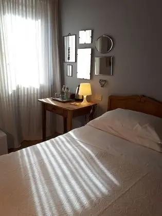 Üç Kişilik Oda