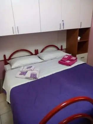 Tek Büyük veya İki Ayrı Yataklı Oda (Viola)