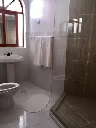 Tek Büyük Yataklı Oda, Sigara İçilmez, Deniz Manzaralı