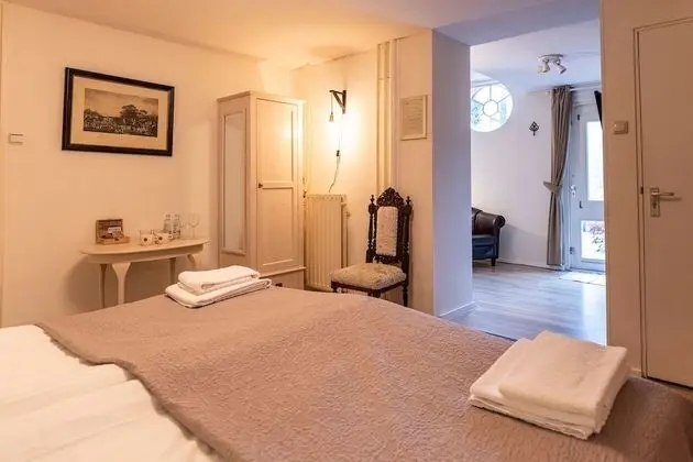 Classic Tek Büyük Yataklı Oda