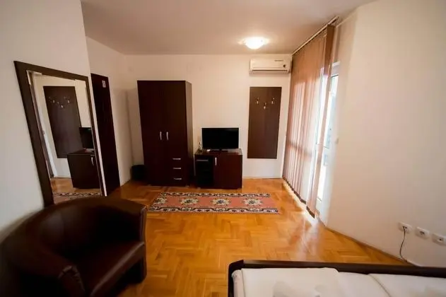 Economy İki Ayrı Yataklı Oda
