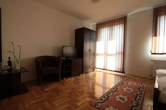 Economy İki Ayrı Yataklı Oda