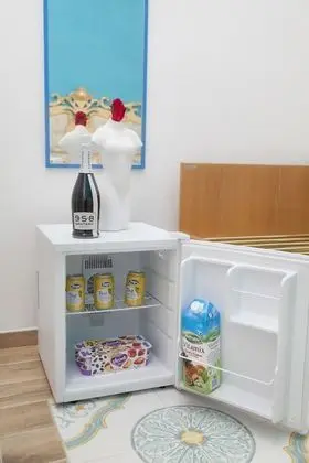 Design Tek Büyük Yataklı Oda, Ortak Banyo