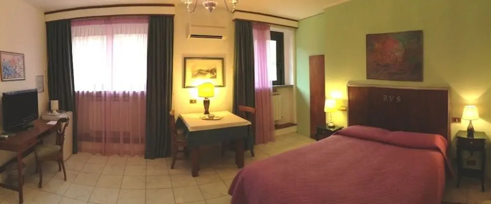 Economy Tek Büyük Yataklı Oda