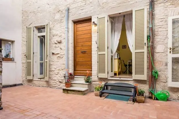 Comfort Tek Büyük Yataklı Oda, 1 Yatak Odası, Özel Banyo, Avlu