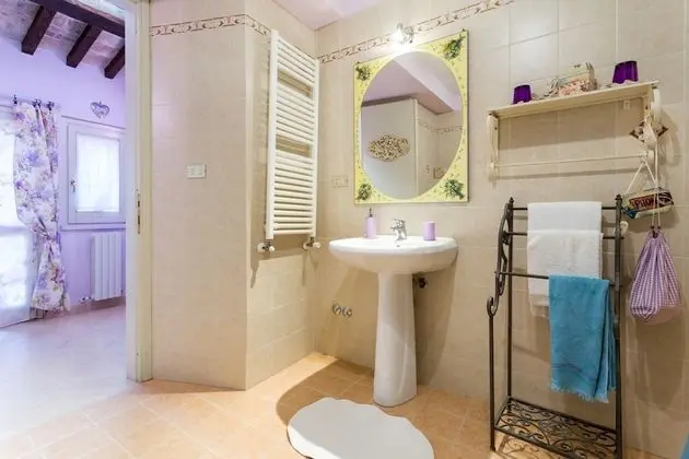 Comfort Tek Büyük Yataklı Oda, 1 Yatak Odası, Özel Banyo, Avlu