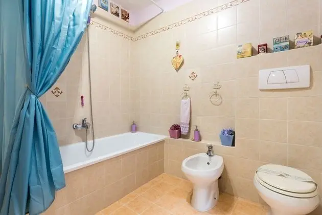 Comfort Tek Büyük Yataklı Oda, 1 Yatak Odası, Özel Banyo, Avlu